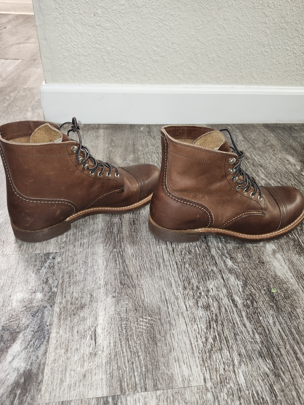 Red Wing Shoes Brown Leather Lace-Up Work Boots #8111
